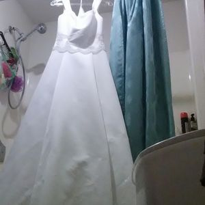 White wedding dress